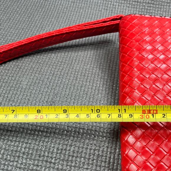 YSL Yves Saint Laurent Shoulder Bag Red Woven Leather Tassel Pockets - Picture 11 of 11